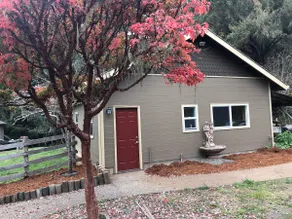 Whispering Trees Cozy Country Cottage - Image 3