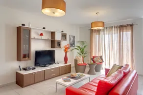 3 Bedroom Luxurious Apartment - Image 2
