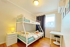 Peaceful location 3BR WiFi/Netflix/Kitchen - Image 3