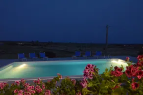 Iblean countryside vacation with pool - Image 4