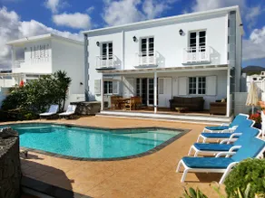 Casa Mila, seafront villa with pool Punta Mujeres - Image 3
