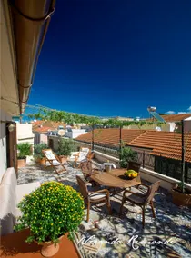 Rimondi Veranda House, Old Town - Image 2