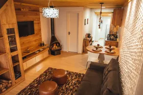 Charming Chalet a few meters from the Stone Cathedral - Image 2