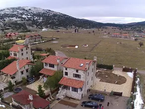 Parnassos Chalets - Image 2
