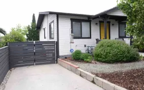 Modern 1-Bed Guesthouse in Heart of Highland Park - Image 4