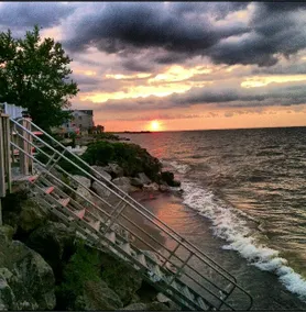 Quaint Cottage sul lago Erie (vicino a Port Clinton) WiFi gratuito, lungolago, spiagge - Image 2