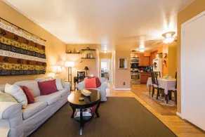 Cozy 2-Bedroom in Balwynne Park-City Ave/St. Joes - Image 3