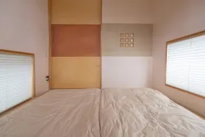Designer's house - Image 4
