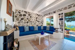 Moschatos Beach House - Image 2