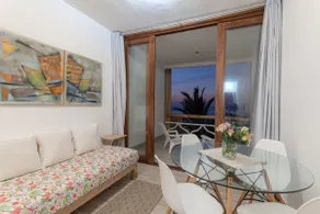 Beautiful beach with pool, views and good wifi - Image 4
