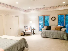 MAC’s Place - Unique designer’s home - Image 2