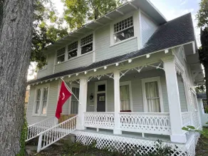 Charming Beaumont Cottage with Private Pool! - Image 4