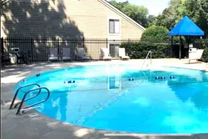 Midtown Oasis! 2BR Condo King/Queen-10 Min To City - Image 4