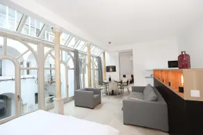 Stylish city apartment Benedikt 6 - Image 3