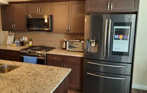 Elegant 3-Bedroom Home w/a Relaxing King Suite - Image 3