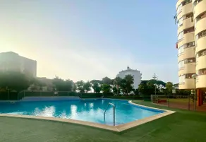 Ocean Views + Pool + 10m of beach + PortAventura - Image 4