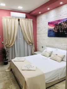 small suite - Image 4