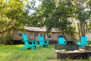 Walk to Lake + Stock Tank Pool + Fire Pit - Image 5
