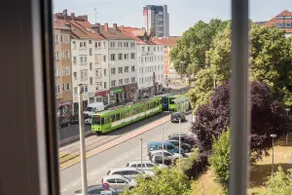 Sunny dream apartment with balcony, close to the city - Image 4