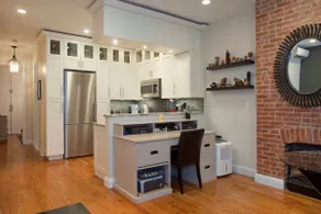 Beautiful Apartment Near Central Park - Image 5