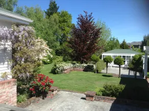 Charming, private garden studio in Central Village - Image 3