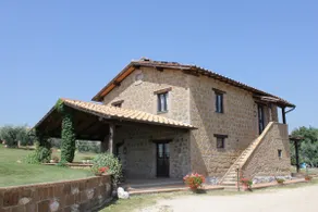 Country House with Pool in Sabina - Image 2