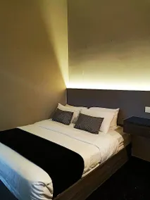 JK Maritime Luxury Suite - Image 3