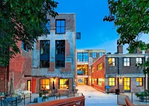 Eclectic Apt in West Midtown ATL - Image 4