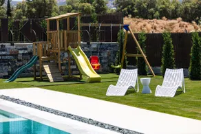 Family Villa Near Beach w/ Kid's Zone by etouri - Image 3