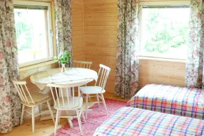 Glamping Cabin next to Nature Reserve - Image 4