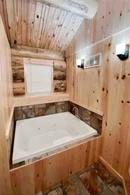 NEW LAKE CABIN! Jacuzzi~Wifi~Quiet~Trails Closeby! - Image 2