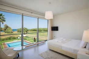 Blue Sea Luxury Villa - Image 5