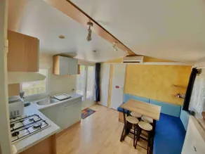 Modern COZY-style mobile home with air conditioning - Image 3