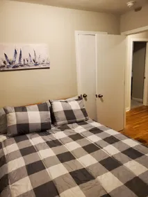 Cozy 3 Bedroom Home Near Everything! - Image 5