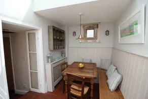 3 bed luxury escape 50 mtrs from the waters edge. - Image 5