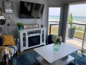 Beach and Lake Front Retreat in Sherkston Shores - Image 5