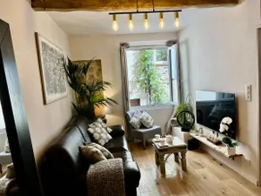 Newly Renovate Charming Townhouse / AC throughout - Image 3