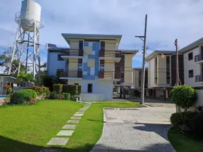 Cozy TriG Place near SM Seaside with Wifi Netflix free swimming pool & parking - Image 5