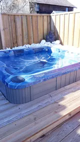 Moyan villa with 3-star hot tub - Image 3
