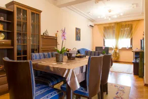Aristocratic Sofia Top Center Apartment with view! - Image 3