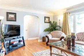 Spacious 3bdrm house in the Heart of Kitchener! - Image 3