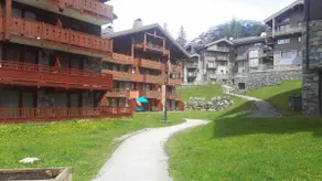 Beautiful 2-room 4-person 35 m2 at the foot of the slopes - Image 5