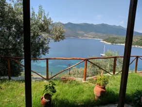 Stone House at Chondri Beach, Ammos Pelion - Image 2
