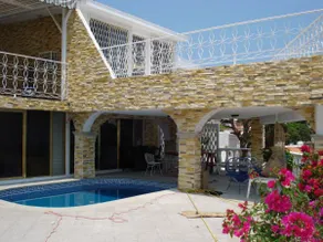 House with an ocean view and pool in Acapulco - Image 2