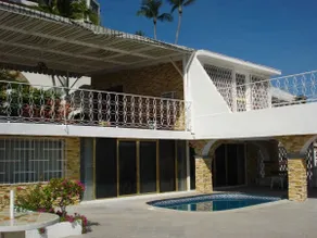 House with an ocean view and pool in Acapulco - Image 4