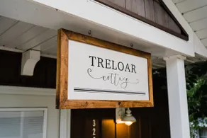 Treloar Lakeside Cottage - Image 4
