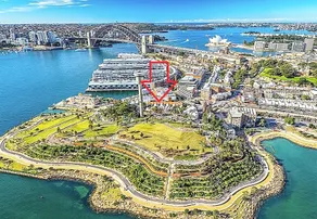 World Class Location + Harbour Walk+ Bridge View - Image 3