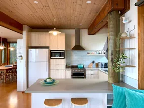 Surf Shack - Beach Front - Image 2