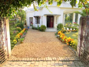 Perfect Getaway amidst the Serenity of Nature - Image 3