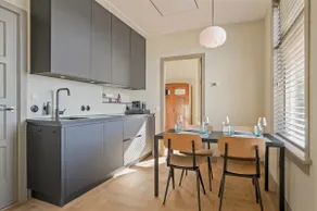 Luxurious heritage lodge at lakeside - Studio 1/2 - Image 5